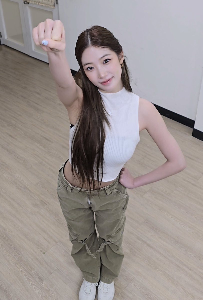 Daily_Zuha's tweet image. #KAZUHA #LE_SSERAFIM #카즈하 #르세라핌