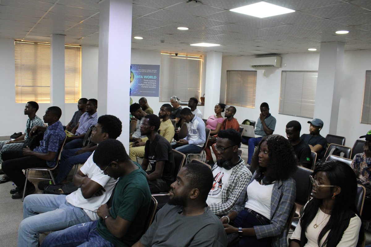 Data_World_'s tweet image. 🌍 #DataWorld Global Tour – Africa Stop

🚄The journey continues!
We just wrapped up an inspiring community meetup in Africa, where #Web3 builders are rising with passion and vision.

🔥Thank you for the energy — the data revolution is global.

#GlobalTour #Web3Builders