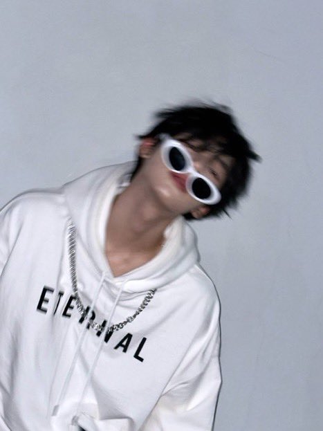 zerobarose's tweet image. 제 남친을 소개합니다