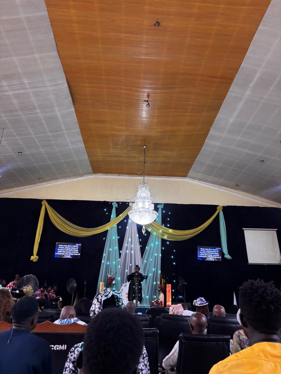 TheCharlesIsidi's tweet image. For today’s foray, I attended the church I grew up in. The church where my mother was made a deaconess.
I am humbled to be here, and I am thankful for the ministry of Archbishop Benson and Margaret Idahosa.
Thank you for being a foundational part of my Christian formation.