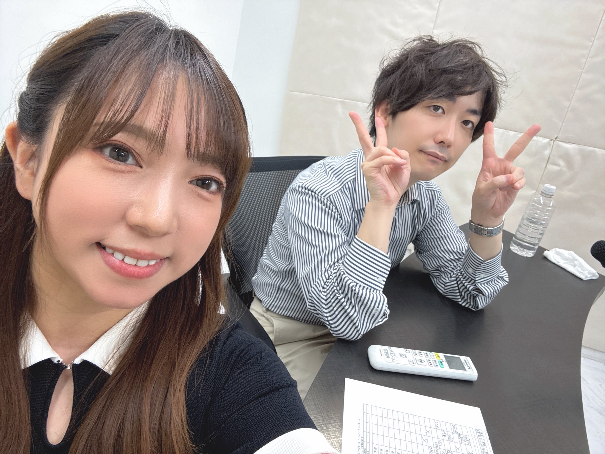 声優 山本亜衣サインと写真 声優 山本亜衣サインと写真