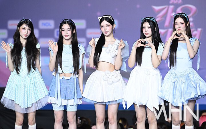 wonivory's tweet image. drop the tags for illit !
BORROWED CATS INVADES DAEJEON
#ILLIT_SBSGayoDaejeon2025
#SBS가요대전Summer