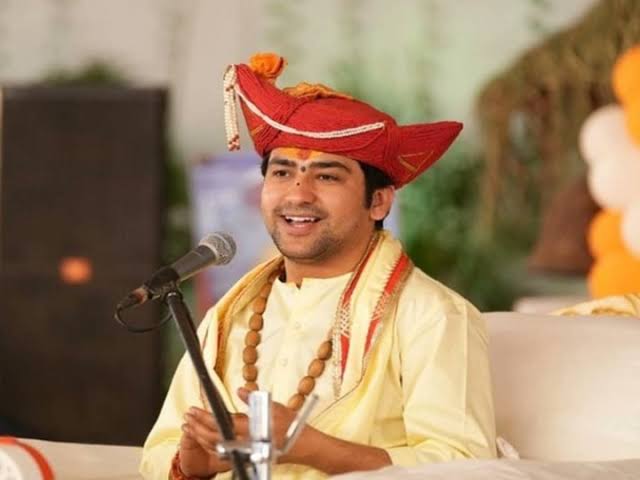 dudeitsokay's tweet image. kisi din yeh sab karte dikh jau to hairan mt hona dosto.