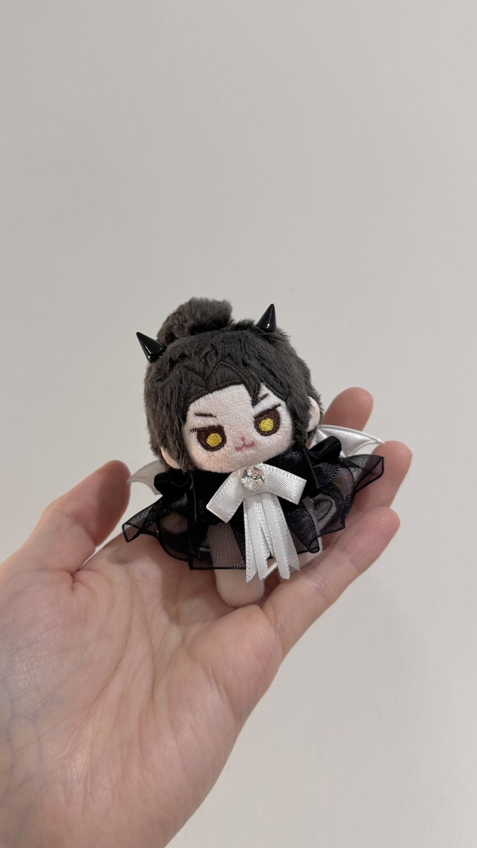 kknrang's tweet image. 동글환
작아용