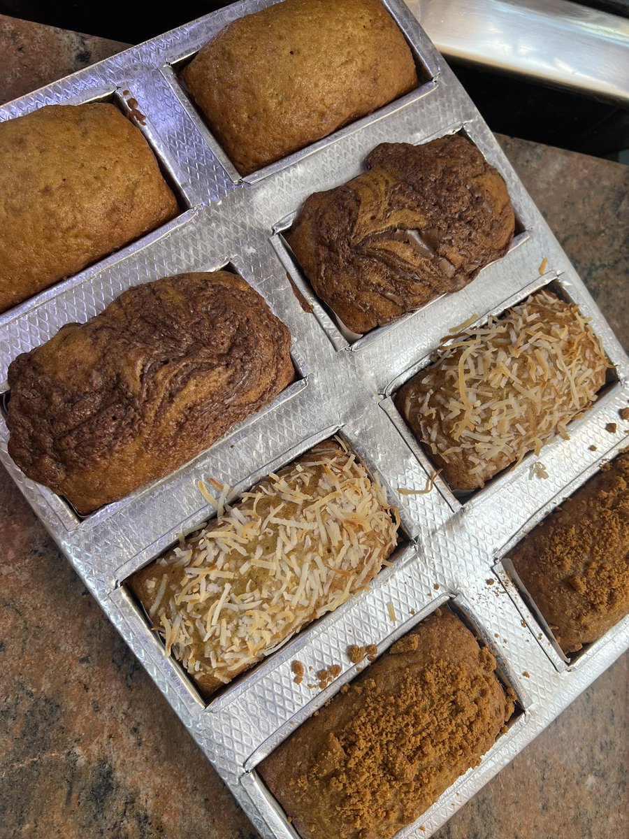 _pixie95's tweet image. SUNDAY MENU!!! 10am-4pm
-Mini Banana Loaves;4pcs
Combo N4500
Plain N4000
-Chocolate Cake Jars N3500
09036465657
๐Hotoro, Kano.