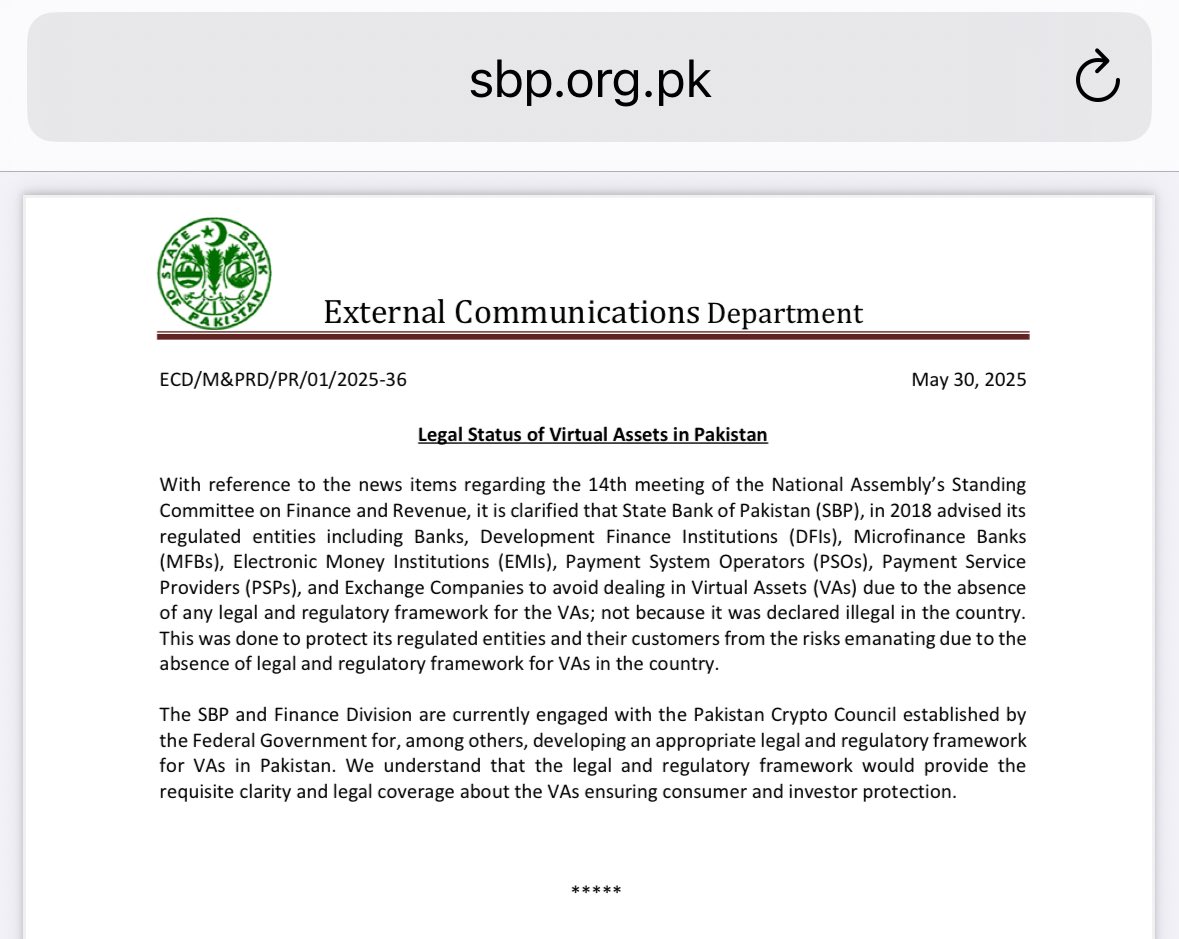 2Kazmi's tweet image. اہم سیاسی خاندان کے کرپٹوں میں پیسے ڈوبنے کی خبروں پر دلی افسوس  ہوا، متاثرہ خاندان کے نقصان پر یقینا&quot; قوم کی ہمدردیاں بھی ان کے ساتھ ہونگی۔ 
لیکن قومی سطح پر کرپٹو کرنسی پر پالیسی سازی انتہائی پریشان کن ہے۔
کرپٹو کرنسی میں انوسٹمنٹ کو گیم چینجر کہا جا رہا ہے،ایک مشیر بھی بن…