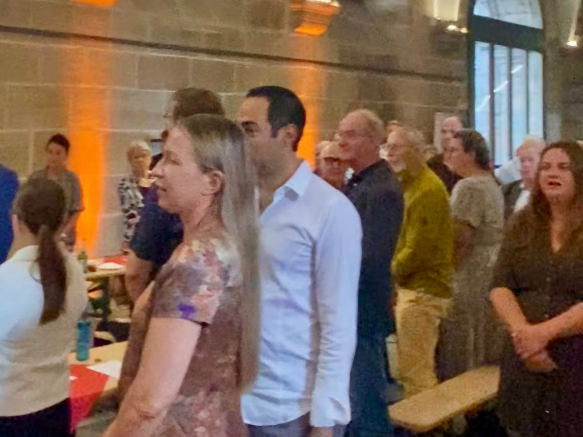 Peter Felten tweet media