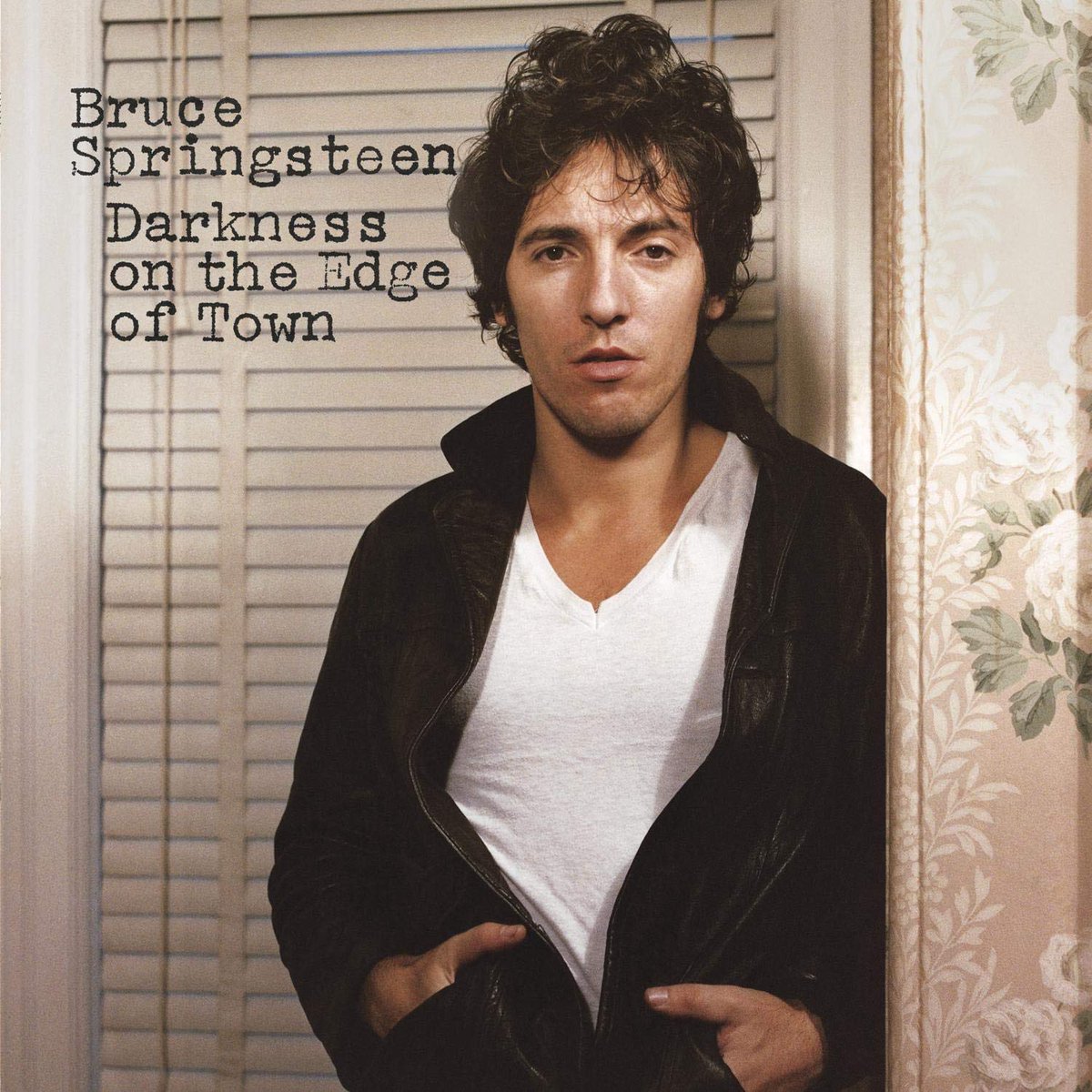 kennylanglea's tweet image. The number 1 album in the UK this week in 1978 was The Saturday Night Fever Soundtrack by Various Artists. Also in the top40 were Some Girls by The Rolling Stones, Darkness On The Edge of Town by Bruce Springsteen and Black and White by The Stranglers #memories