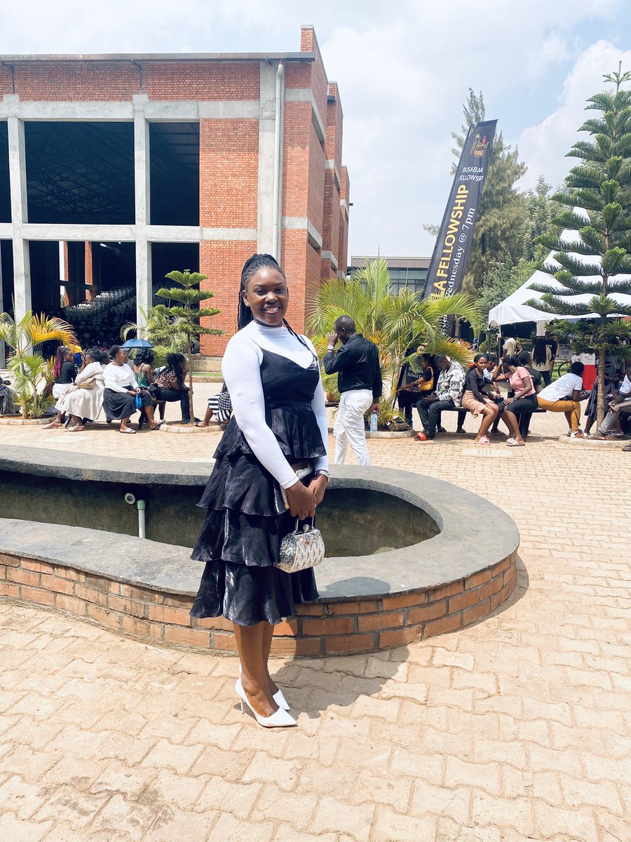NabaggalaSandie's tweet image. Church time   #SundayShot #churchgirl