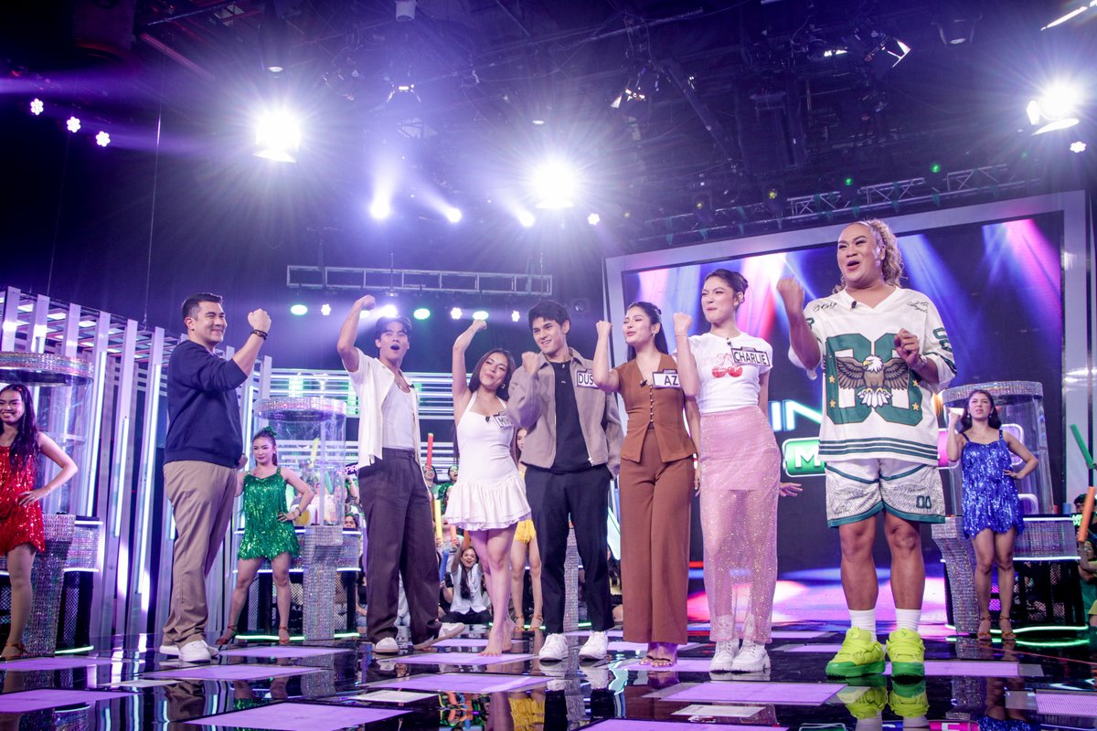 RainbowRumblePH's tweet image. Maraming salamat, Kapuso Housemates from PBB Celebrity Collab Edition sa hatid na saya sa #RainbowRumble! Kahit hindi nakuha ni Mika Salamanca ang jackpot, panalo pa rin ang bonding kasama sina Charlie Fleming, AZ Martinez, Dustin Yu, at Michael Sager! #RainbowRumbleCollab 🌈💪🏻