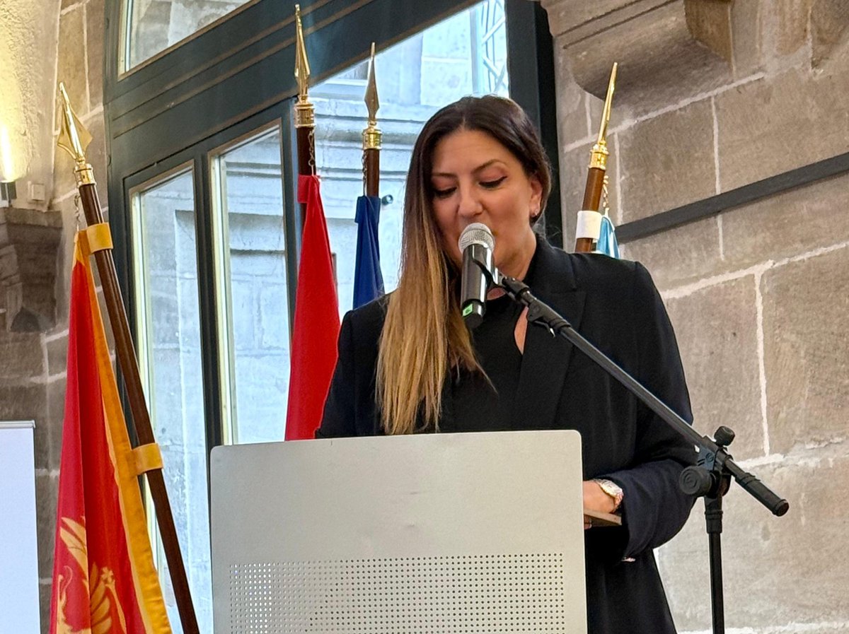 Peter Felten tweet media