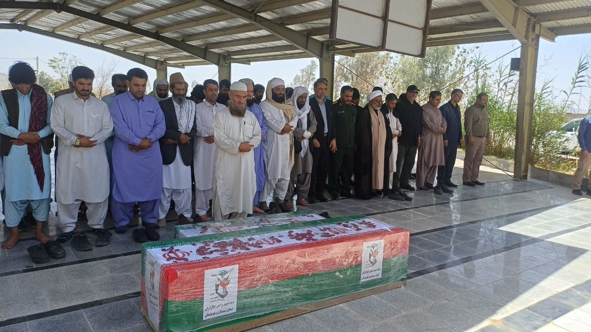 yas93882020's tweet image. به مادر و نوزاد بلوچ رحم نکردند کسانی که ادعا داشتند با غیرنظامی ها کاری ندارند!
صهیونیست ها و سگهای ولگردشان هار شدند!
#نه_به_جیش_الظلم