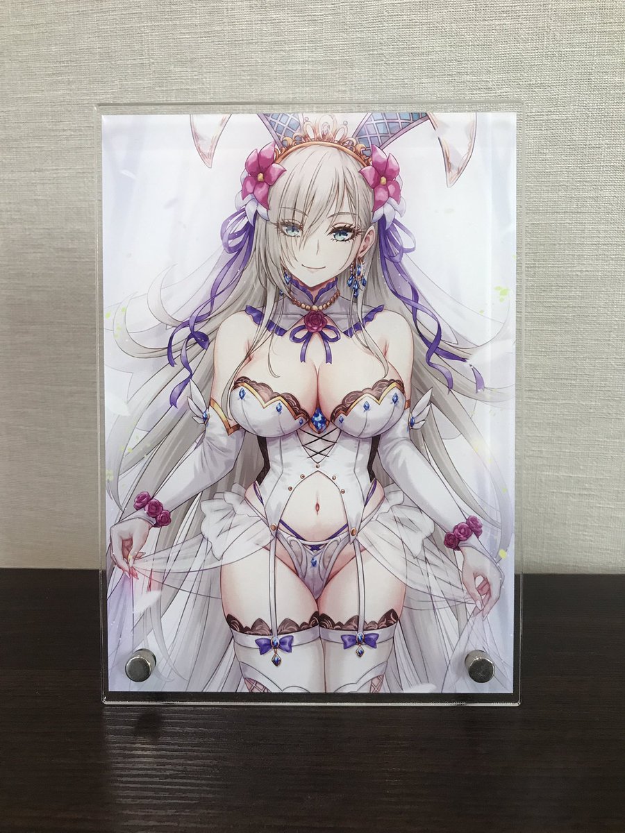 「C106新作アクリルプレートです! こちらもいい感じ、 サイズはA5です」|sakiyamamaバニーフィギュア予約中！のイラスト