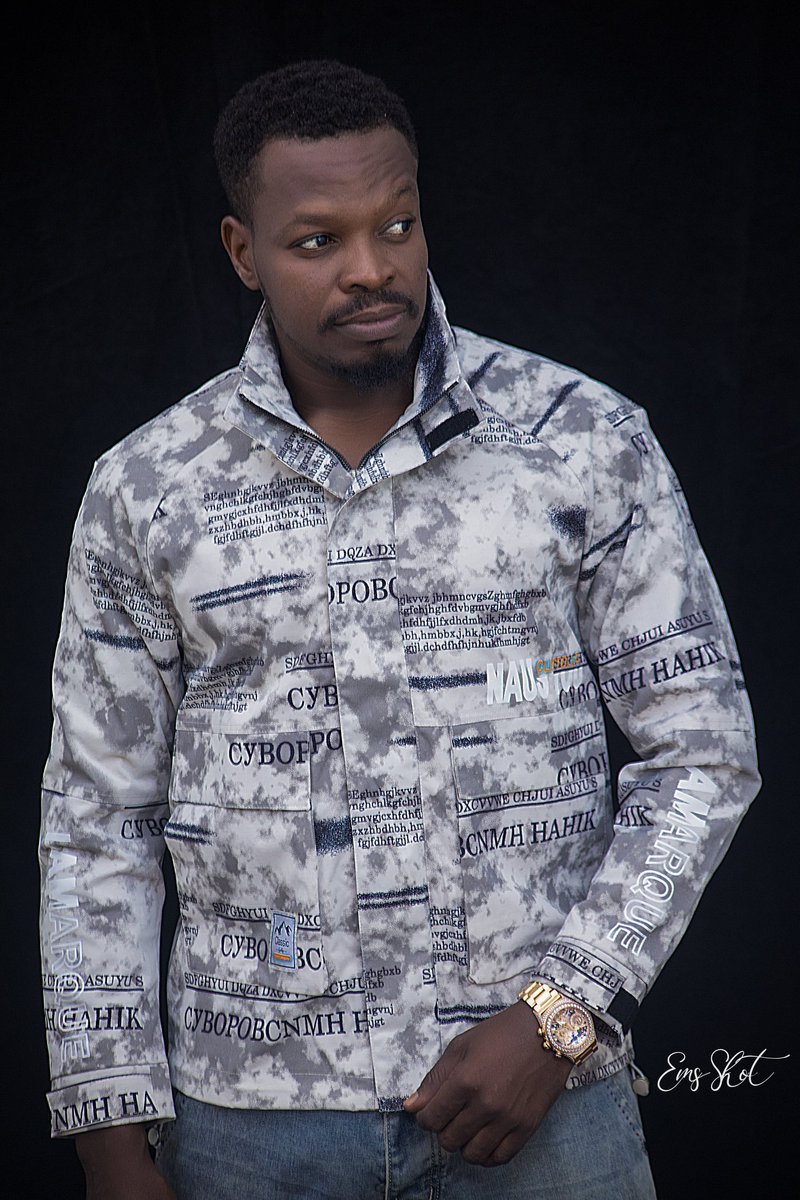 sun1set1's tweet image. Born in purpose. Raised in fire. Shining in grace.
🎂 It’s my birthday, and I walk into this year like royalty — unstoppable, unrepeatable, undeniable.
#HappyBirthdayToMe #PoeticSoul #BirthdayEnergy