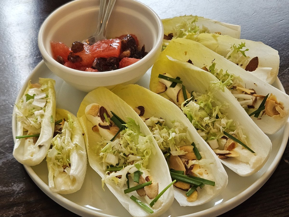 bartolomeus_'s tweet image. 맛있는거....