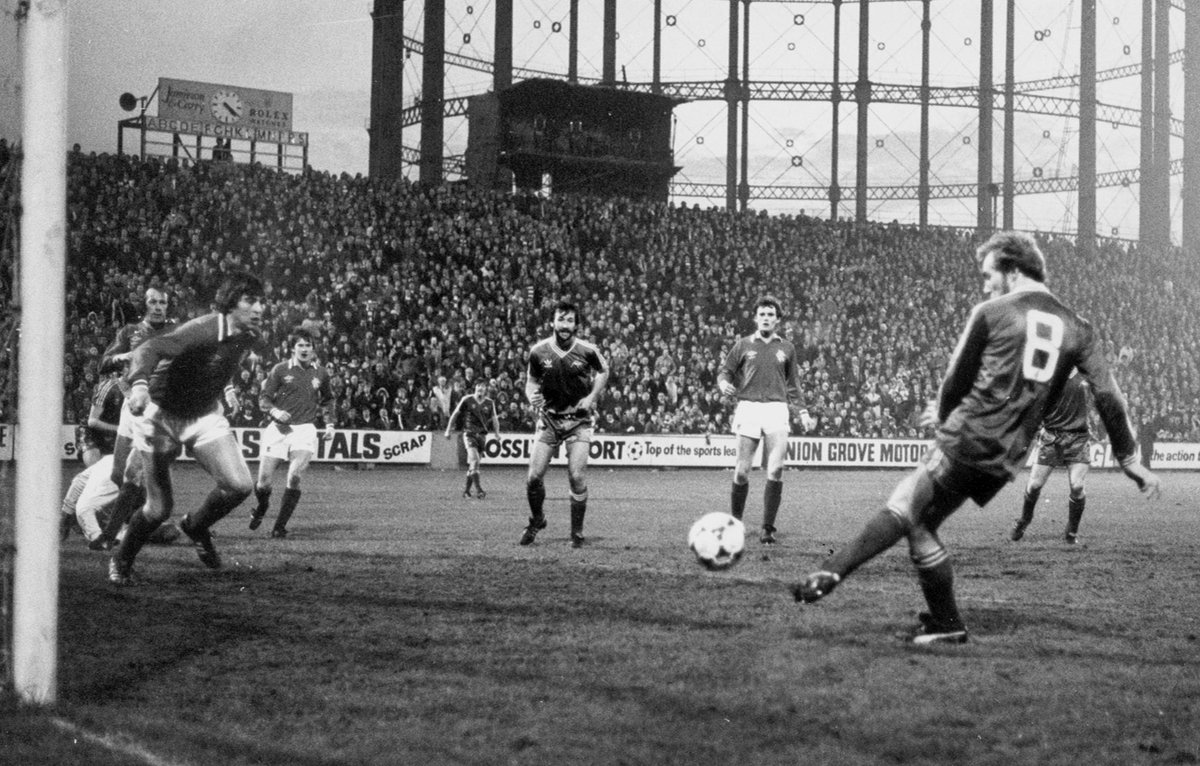 Fifty-five years ago today
<a href="/AberdeenFC/">Aberdeen FC</a>  announced that a clock would be erected at the back of the South  Terrace. It would become a well known landmark and meeting place on  matchdays.