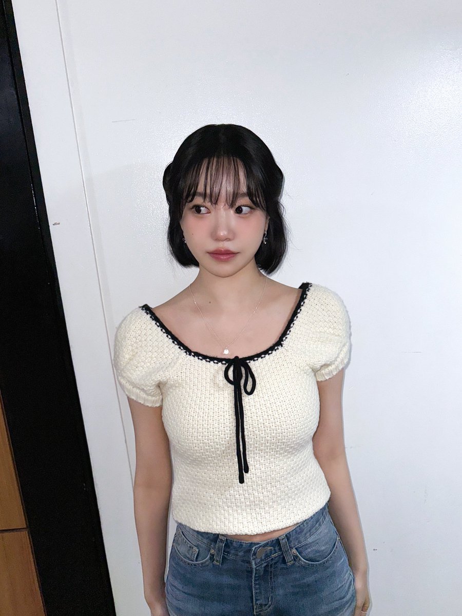 JOYURI_offcl's tweet image. [#유리스팟] 2025.07.27 팬사인회🎈☀️

#조유리 #JOYURI #チョユリ