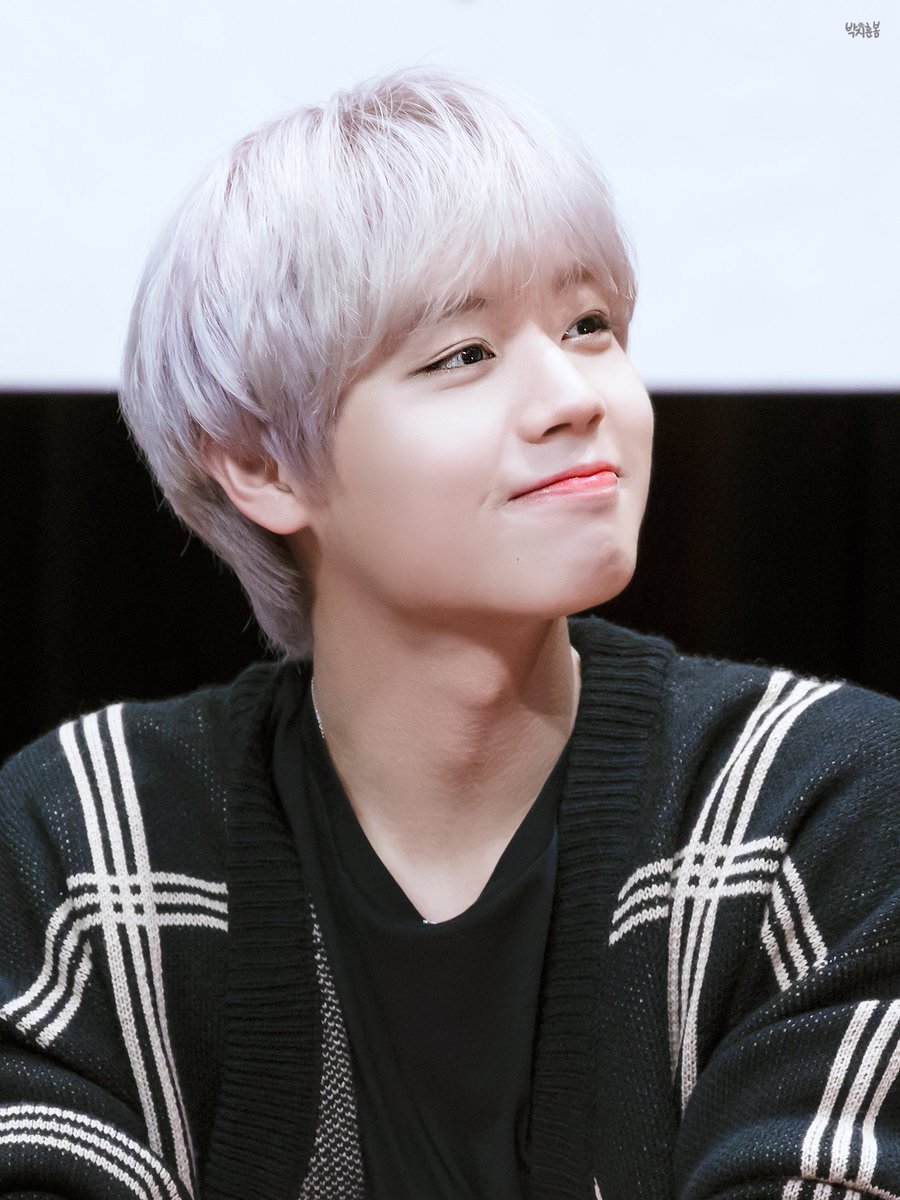 noirwink's tweet image. 보조개 없어도 괜찮은데 있으면 환장하는 포인트라 지훈이 보조개 처음 봤을 때.. 뭐 이렇게 취향 다 때려박은 사람이 있지? 라고 생각했어