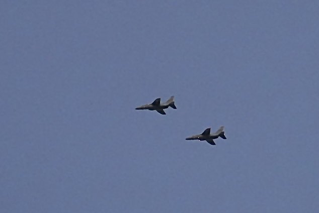 soracosorairo's tweet image. いつかのマジックアワー
自衛隊の飛行機が
3回グルリと飛んできたよ𓂃*⋆✈︎
空からのマジックアワーとこの街は
どんなふうに見えているんだろ(*ˊ˘ˋ*)

#α7CII 
#自衛隊のある街