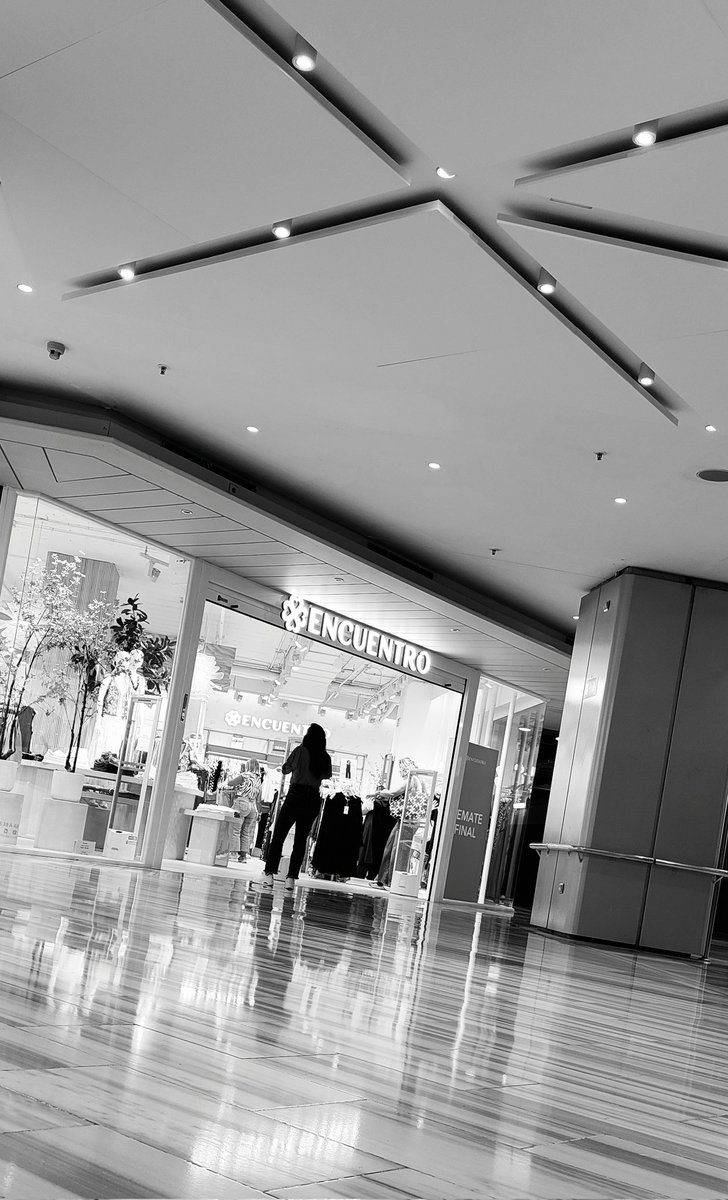 #streetphotography 
#monocrhome