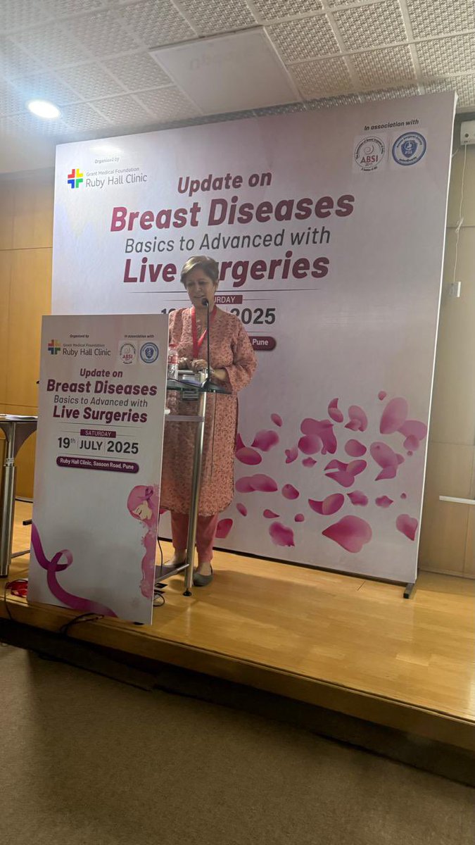 SirohiBhawna's tweet image. Had a wonderful academic week from moderating a panel on LABC& spending time with dear friend @drshonanag, fruitful discussions with @FightCRC on #EOCRC, molecular mdt with colleagues from all over the world, training in advanced GCP with @TataMemorial so grateful @BalcoMedical