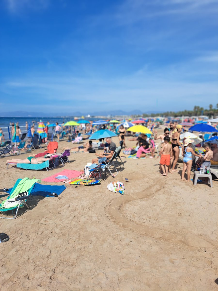 CraigDons32's tweet image. Today&apos;s view. 🌞🇪🇸🍺⛱️