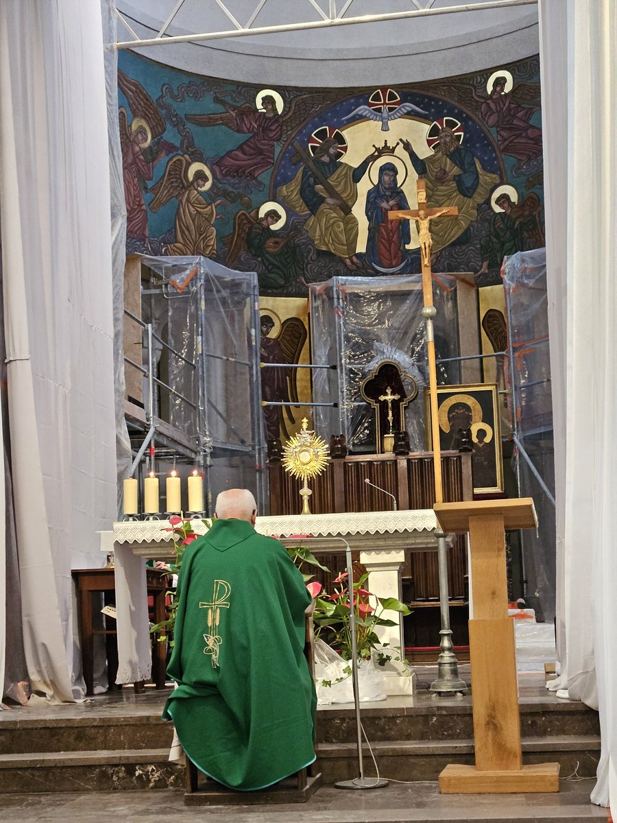 PiotrSemka's tweet image. Dzis w kościołach Archidiecezji warszawskiej po mszach kapłani odmówili modlitwy przeprośne za porażajacy grzech- zbrodnię targnięcia sie na ludzkie życie przez jednego z kapłanów diecezji. W moim kościele -ksiądz odprawiający mszę przypomniał modlitwę, którą każdy kapłan…
