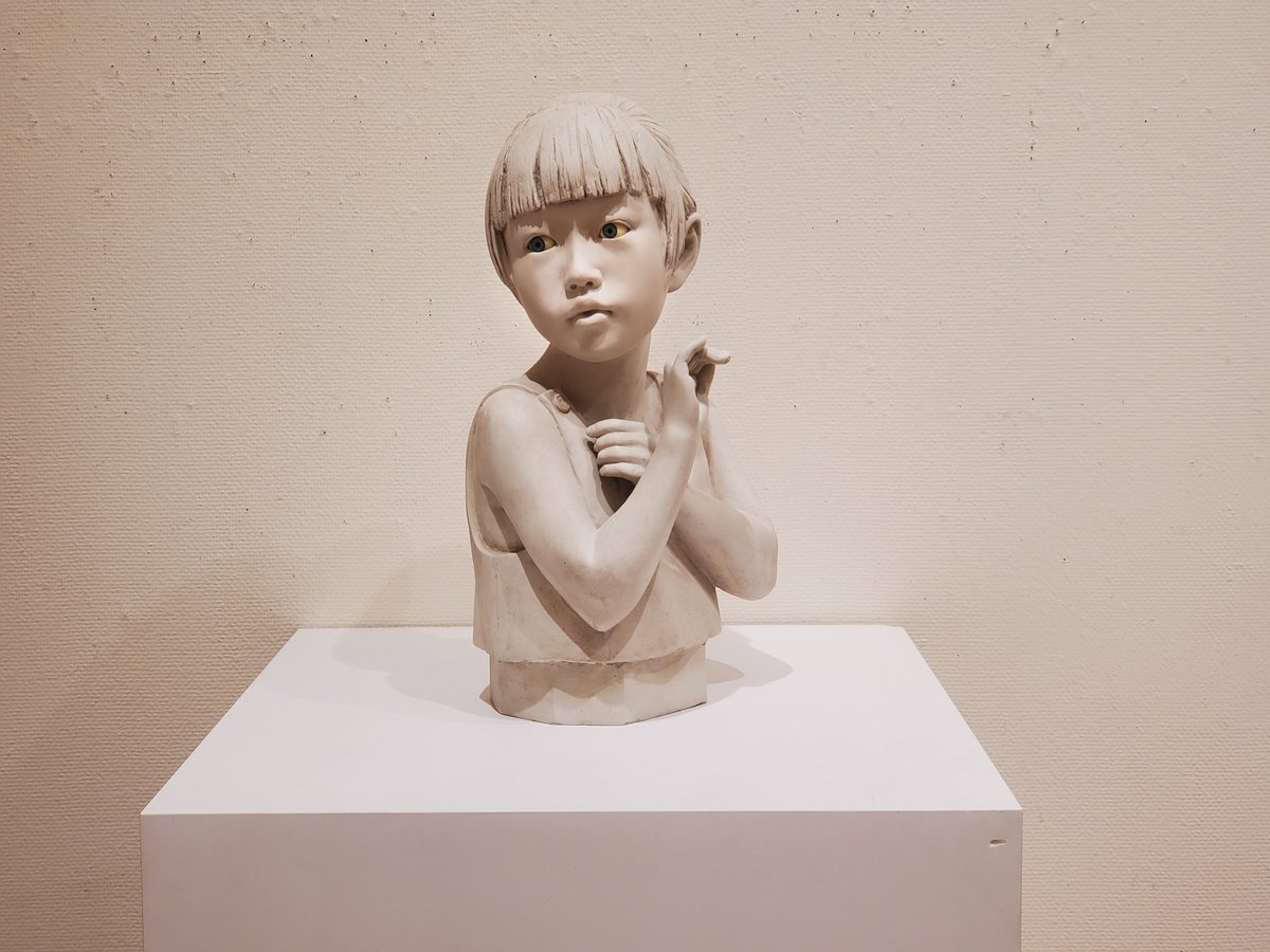 hirachi75's tweet image. TOSA美術アカデミー展終了しました。新しい作品の手持ちがなく昔の作品でしたが展示出来る機会があることがありがたいです。個展もやりたいなあと思いながらなかなか出来ていないので作品も作っていかないと。
