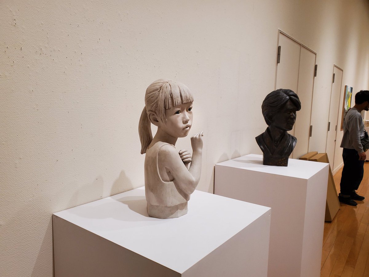 hirachi75's tweet image. TOSA美術アカデミー展終了しました。新しい作品の手持ちがなく昔の作品でしたが展示出来る機会があることがありがたいです。個展もやりたいなあと思いながらなかなか出来ていないので作品も作っていかないと。