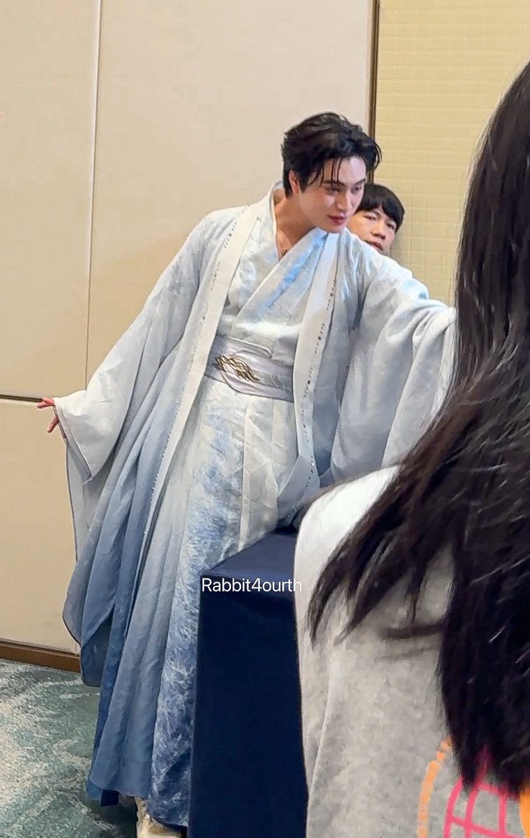 Rabbit4ourth's tweet image. หล่อโว้ย

#Gemini1stFMinShanghai
#Gemini_NT #เจมีไนน์