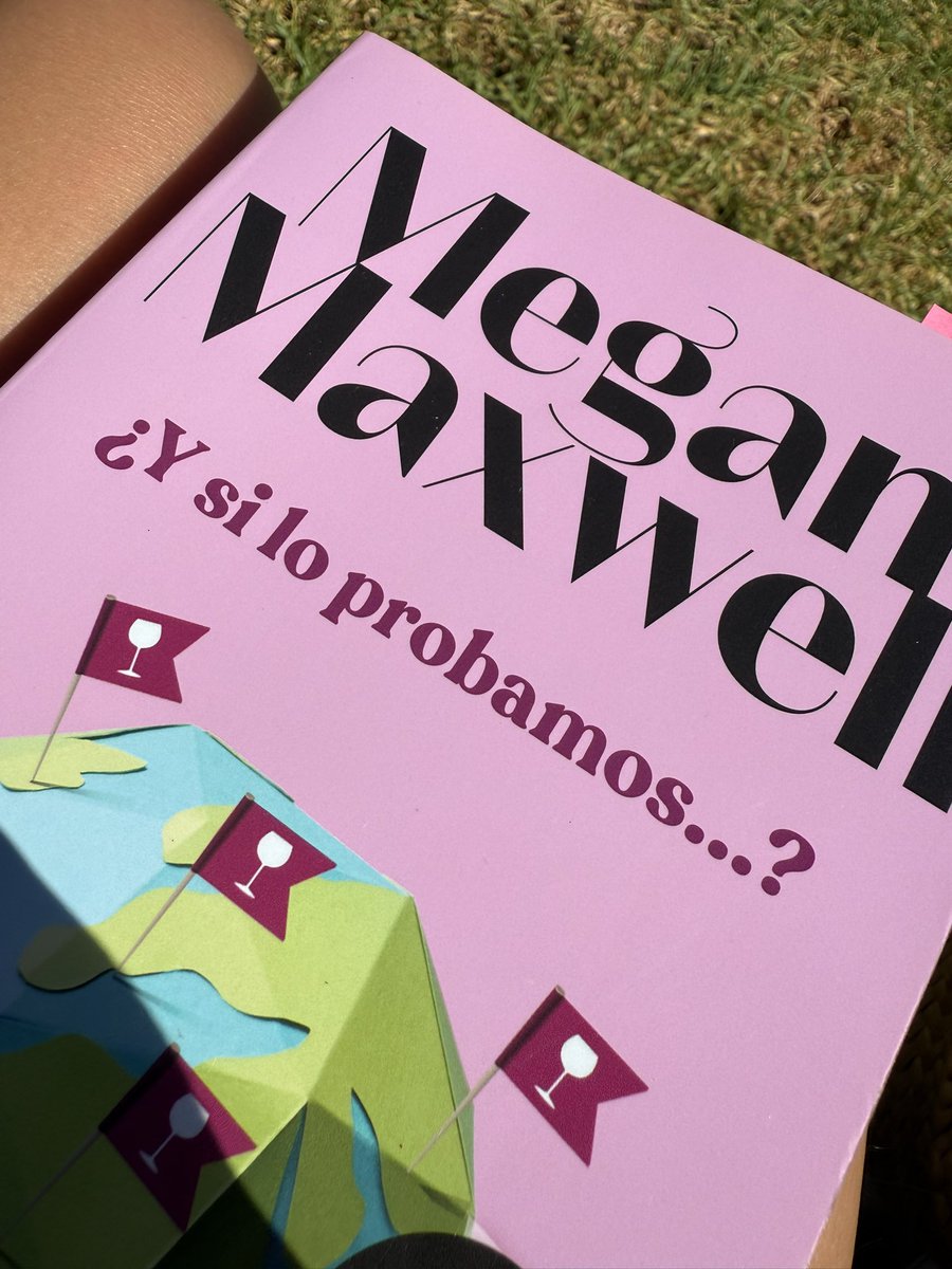 Mis queridas lecturas de <a href="/MeganMaxwell/">Megan Maxwell</a> y verano son sinónimo de paz mental 💞