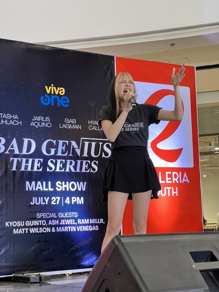 VivaOnePH's tweet image. Hindi ka mapipikon this time kay Ash Jewel, who plays as Claire, pero manggigigil ka sa galing n’ya on stage! Beauty? Talent? Name it. 😉
Bad Genius: The Series episodes 1 & 2 now streaming only on #VivaOne! vivaone.page.link/BadGeniusTheSe…
Viva One, Bida Ka Dito!
#BadGeniusTheSeries