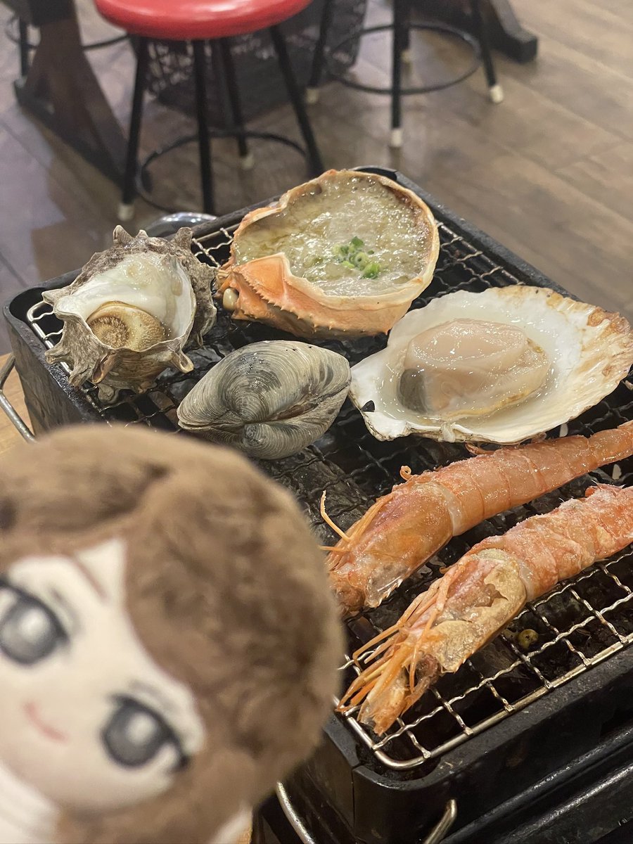 KN_gPtn's tweet image. 지난 여름 오직 밀수를 위해 2박3일 도쿄행을 택햇던 것을 추억함
