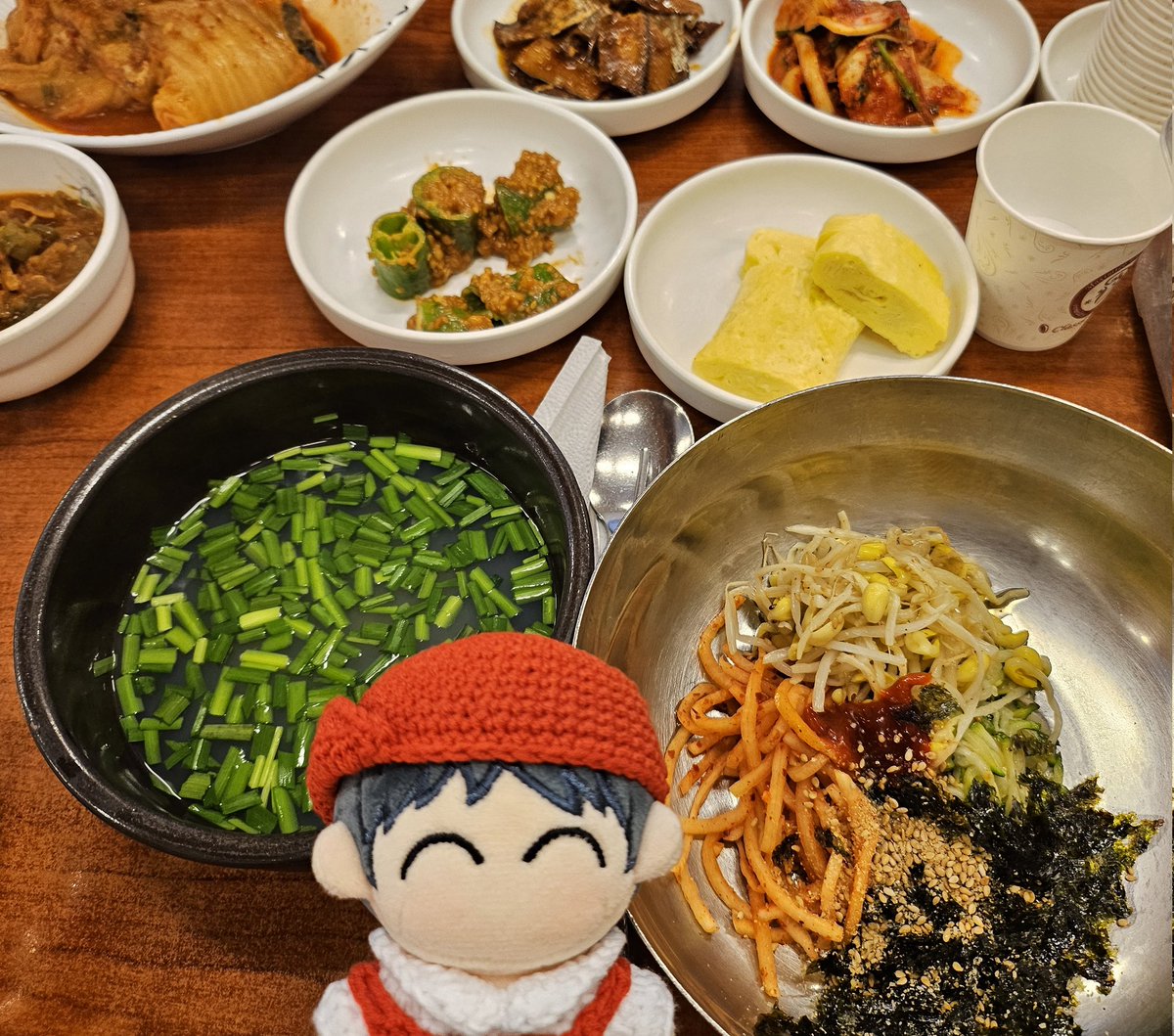 0round0's tweet image. 재첩국 먹고 힘없라라 가죠?