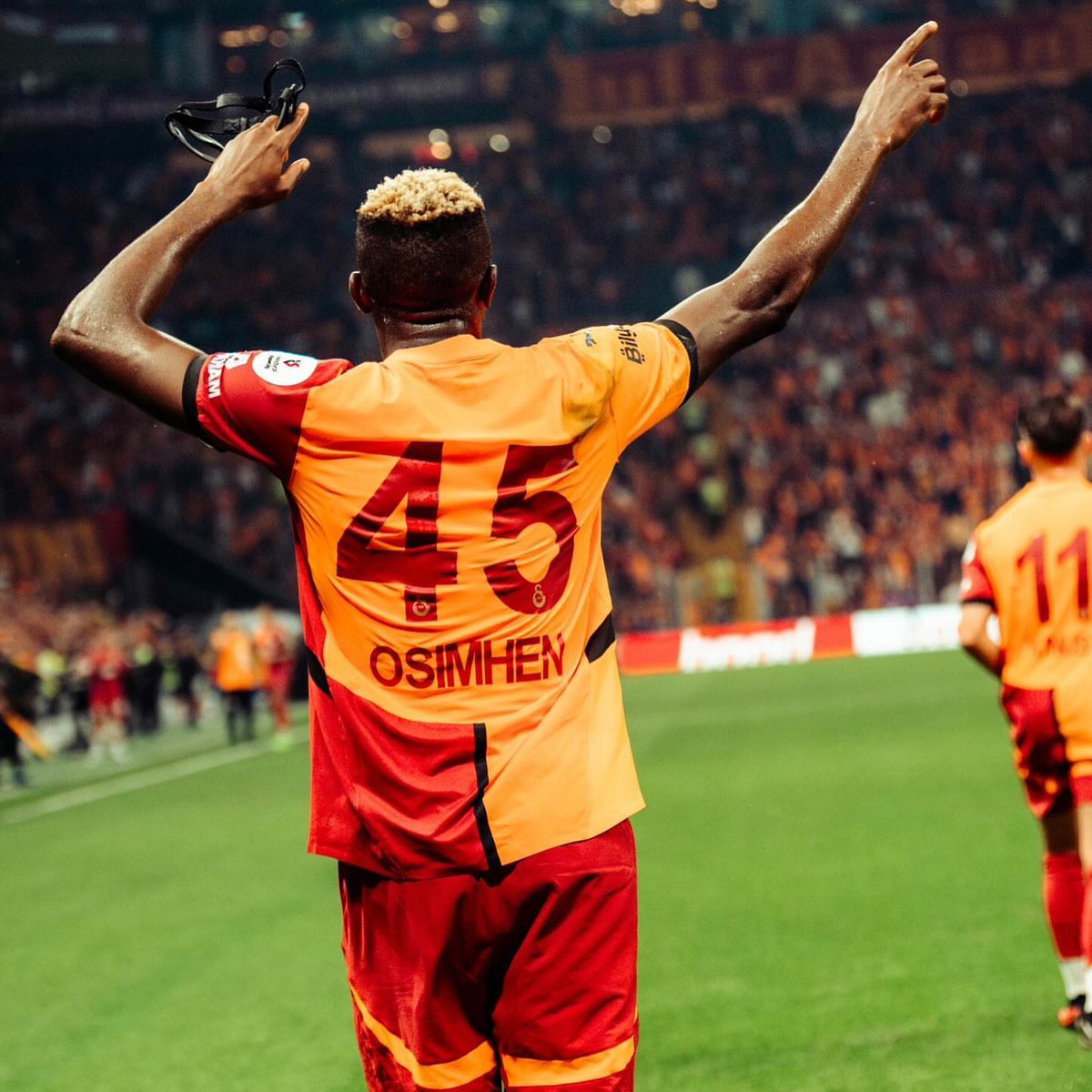 <a href="/forzacimbomtr/">Forza Cimbom</a> O  G E L İ Y O R