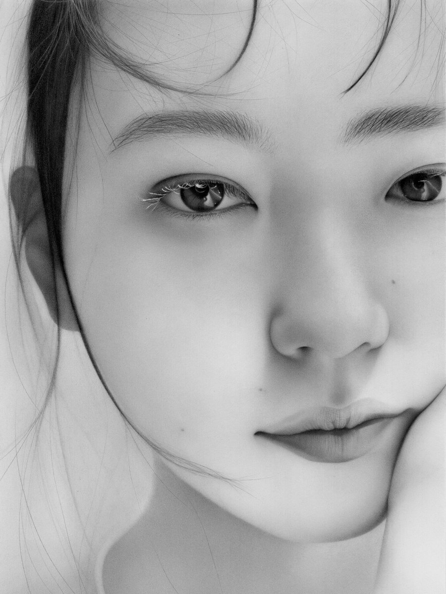 鉛筆画　オリジナル　原画　メイク　展示会作品 raiden_yui (@raiden_yui) / X
