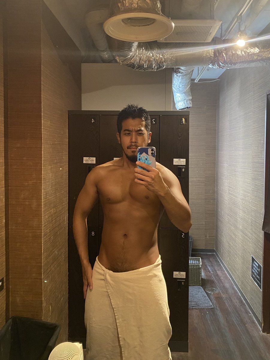 今夏おそらく最後の日サロ☀️

身体作りも来月末に向けてスパートかけて頑張るぞ💪