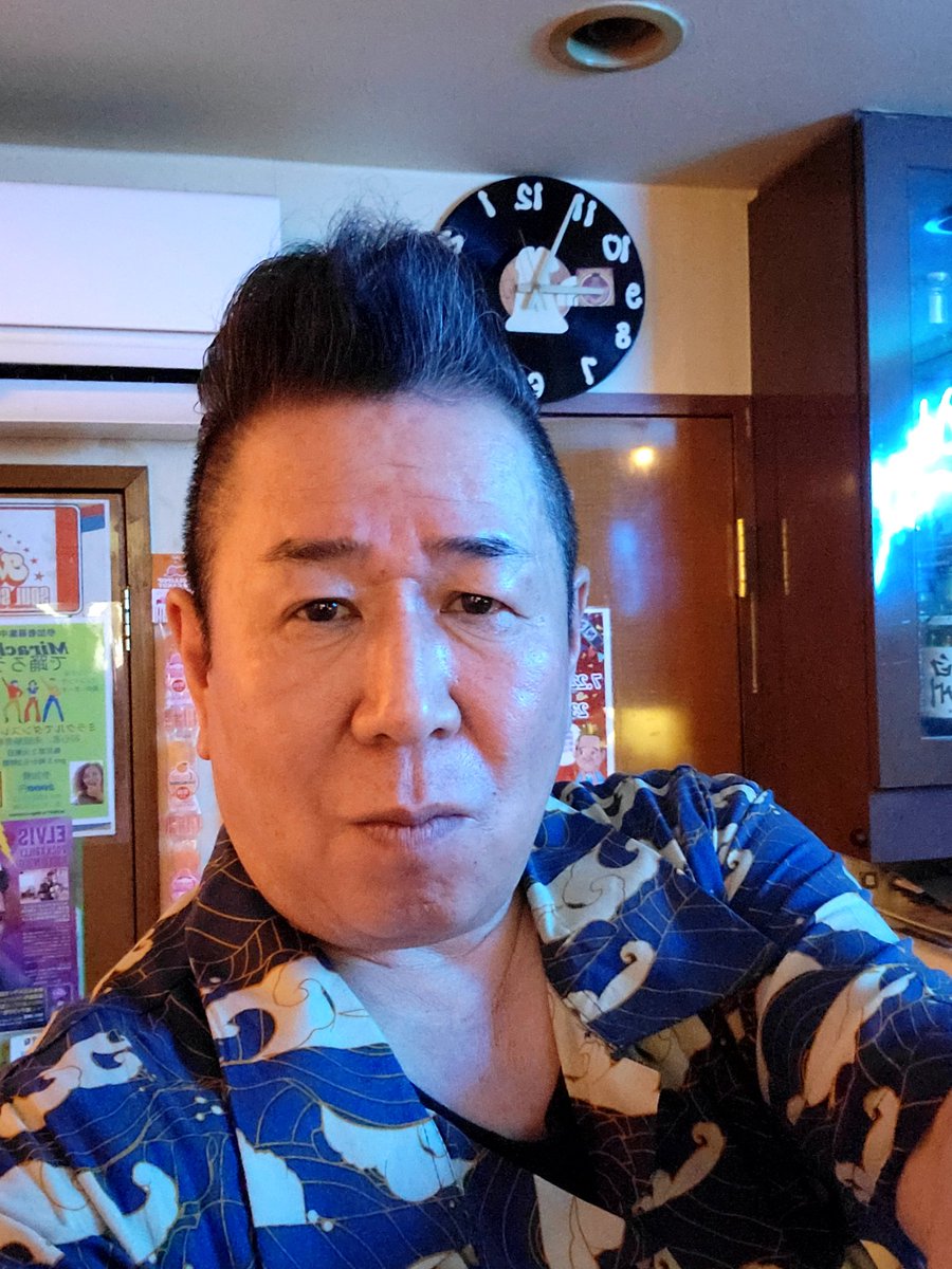 2025年7月27日(日曜日)

日曜日で行きつけのお店がお休みだったら、新しいお店、冒険してみませんか⁉️

ロリポップリップスは日曜日も平日と同様に夜8時～朝5時までマコ姉様が皆さまをお待ちしております。

明日は定休日の為、お休みです。

#上野7丁目ショットバー
#ゲイバー
#ロカビリー
#プロレス