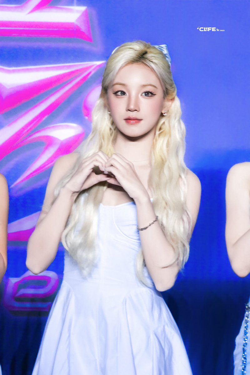 CLFE0923's tweet image. 250727 SBS
#우기 #YUQI #宋雨琦