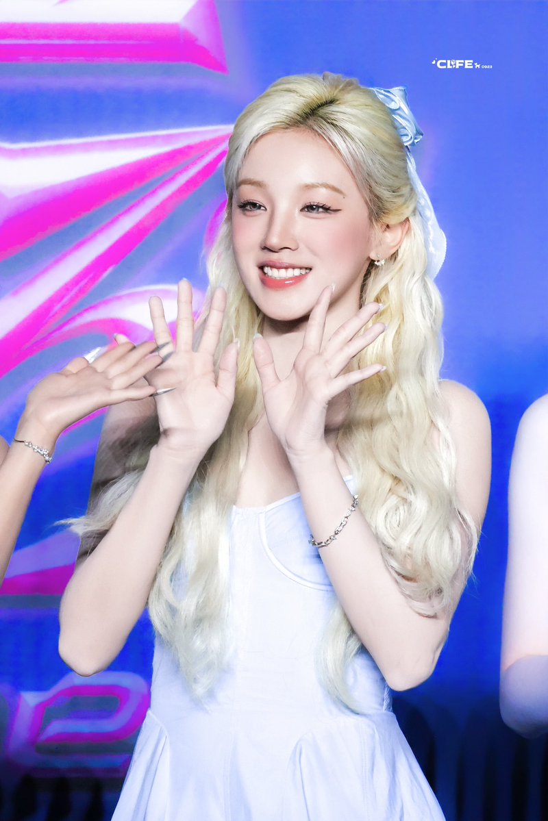 CLFE0923's tweet image. 250727 SBS
#우기 #YUQI #宋雨琦