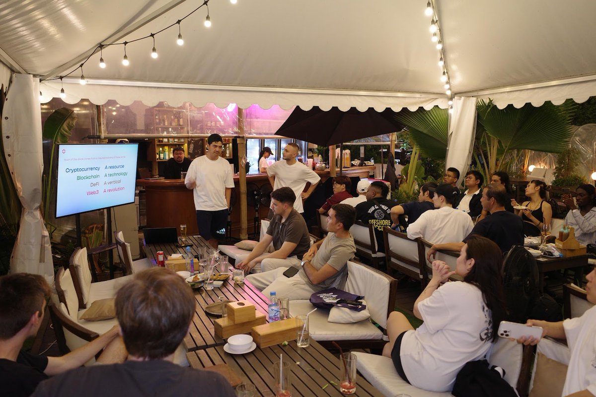 VinnyCorp's tweet photo. hosted the first ever @PudgyThailand x @TomYumDAO meetup last night!

50+ Bangkok crypto community showed up to pickleball and thai bbq

with an awesome presentation by @wario_mx @m0neymantra @mythicalgames

special thanks to @jesscawildchild @pichapen @bbbbammee for hosting and @Polkadot for sponsoring

what crypto meetups would you like to see happen in bangkok in the future?