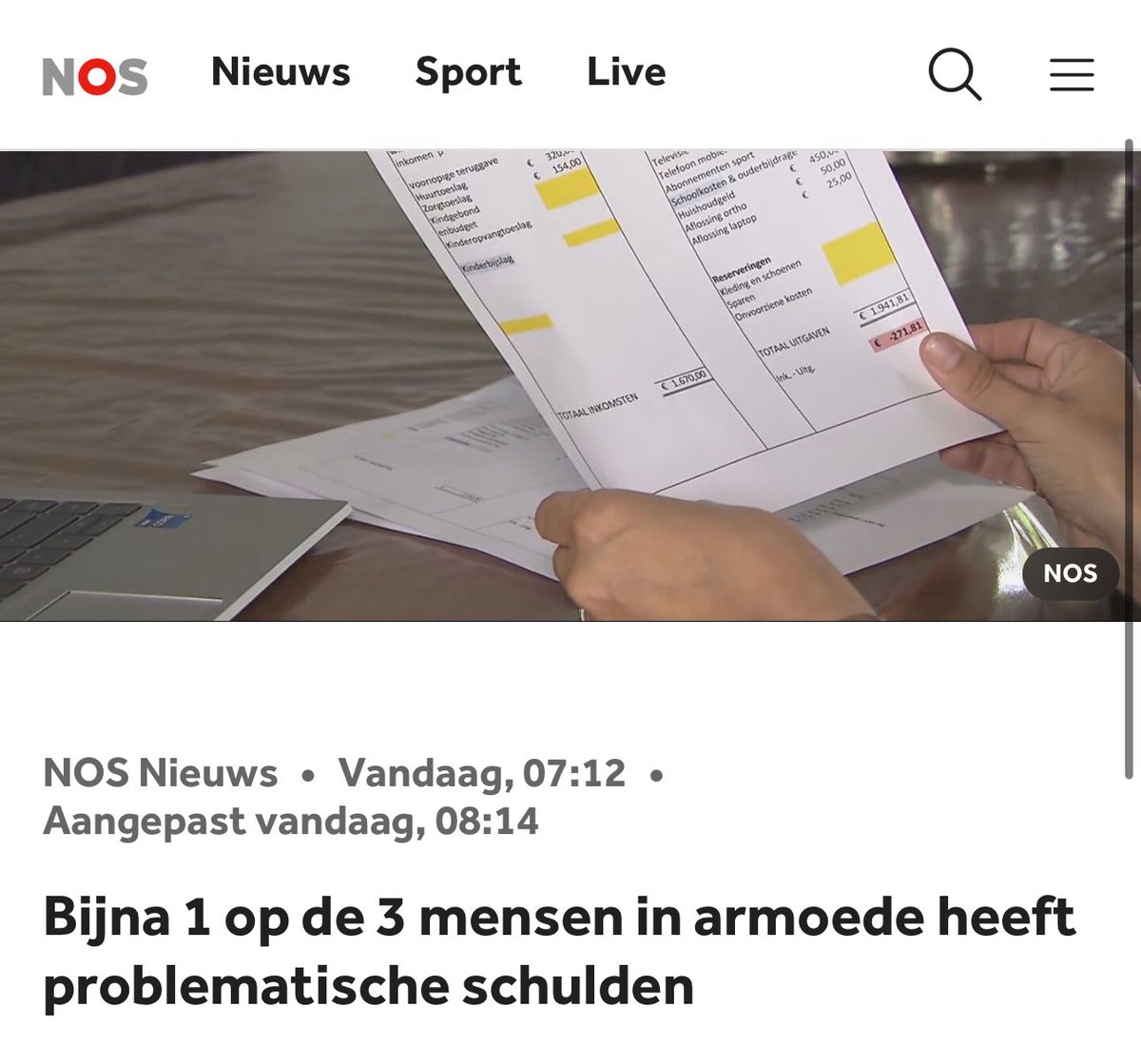 jimmydijk's tweet image. De ongelijkheid is veel te groot.
👉 0,1% bezit 10%
👉 1,0% bezit 25%
👉 10% bezit 50%
Tegelijk leven mensen in diepe armoede. Die ongelijkheid moet worden aangepakt.
Niet met belastingkortingen voor de allerrijksten, maar door de armoede via herverdeling helemaal op te lossen.