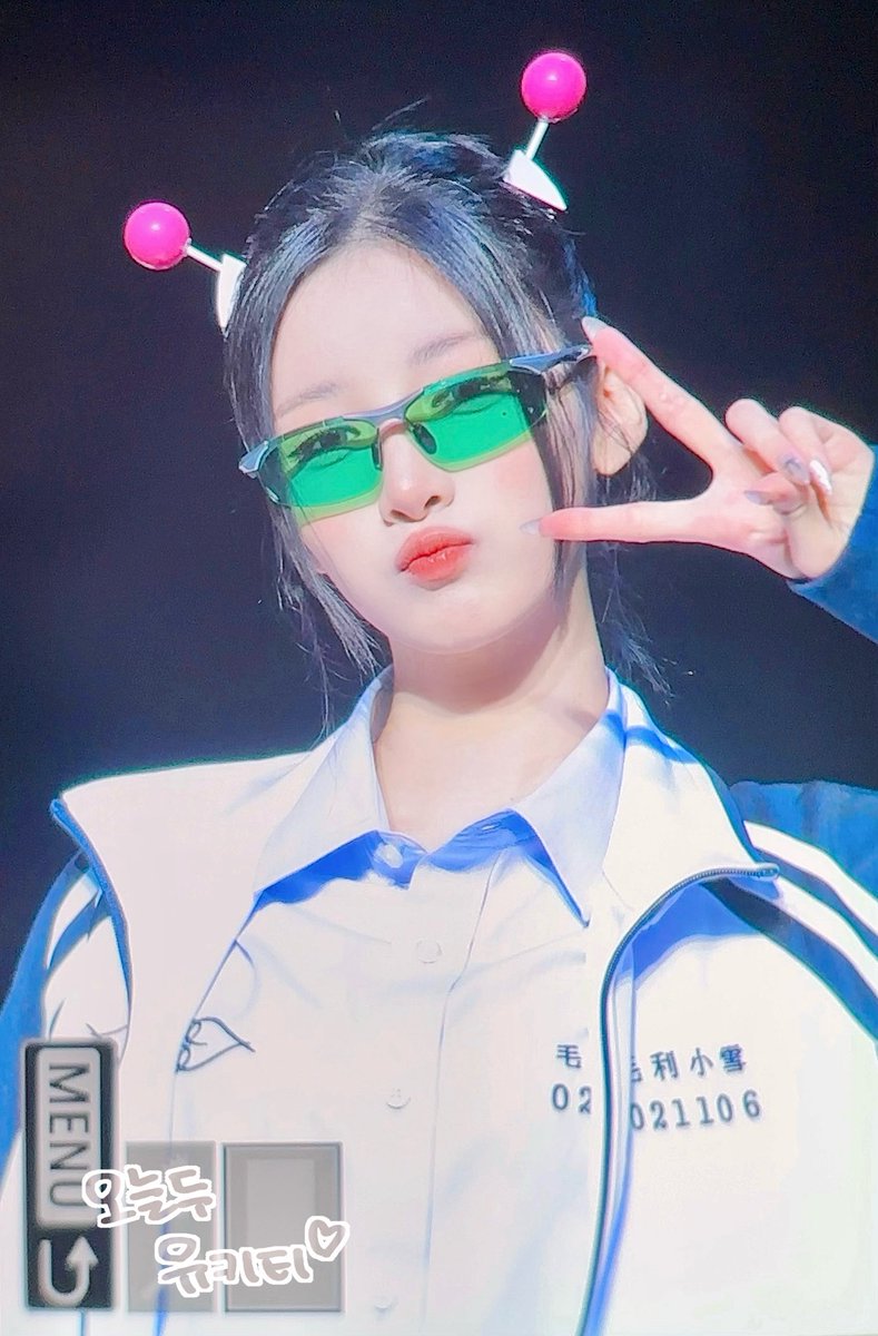 yukiyo_1106's tweet image. 프리뷰🐱 250727 사웨 대면팬싸

🤖💞

#유키 #YUKI #毛利小雪 #ユキ #もうりこゆき
#퍼플키스 #PURPLE_KISS #パープルキス
#I_Miss_My #DOREMI