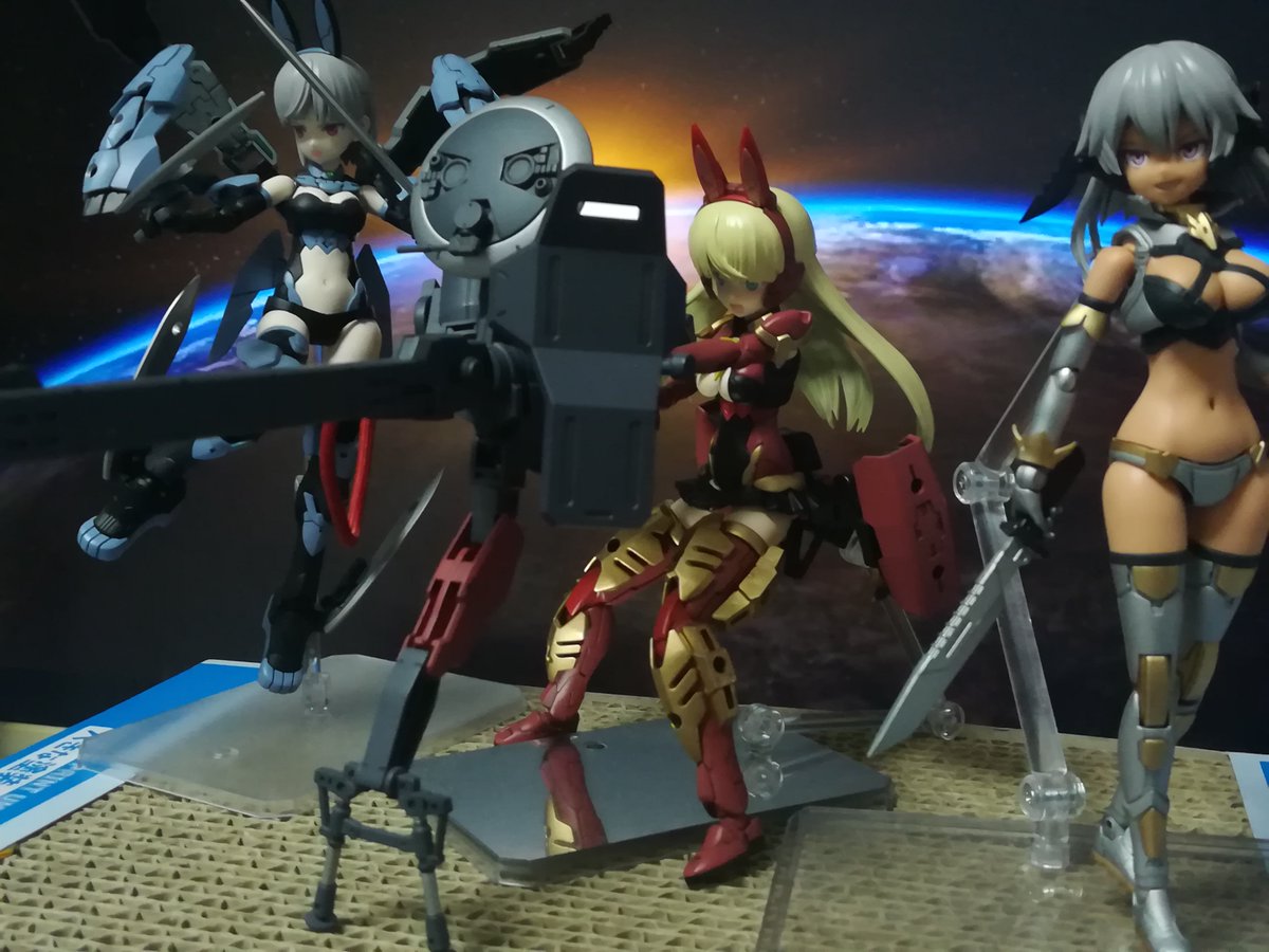 TERAsan25's tweet image. ぶっちゃけ、30MSは戦闘スーツとビキニ姿、それぞれ用意したくて……今回、カラーCのイルシャナを組んだ側面が強いのだ。
なにかカッコいい武装を与えられるだろうか?
#30MS