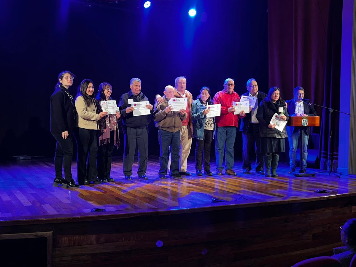 En la comuna de #Requinoa se llevó a cabo el egreso de usuarios del CENTRO DIURNO COMUNITARIO DE PERSONAS MAYORES el cual da cuenta del cumplimiento de objetivos planteados para 17 beneficiarios que participaron por al menos 6 meses de las distintas intervenciones realizadas.