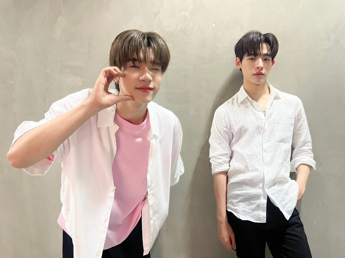 ด้วงกับเธอ Duang With You Series 🎸🎧

ลูกด้วงกับลูกฉินมาทักทายคุณมามี๊ในช่วงเย็นค่ะ 💕 คุณมัมว่ามีเด็กอยากอ้อนรึเปล่าน้า~ 🤭 ฝากทุกคนส่งกำลังใจให้กันต่อด้วยนะคะ 🫶🏻🤍✨️

Duang With You Q2 
#ด้วงQ2แล้วนะเธอ