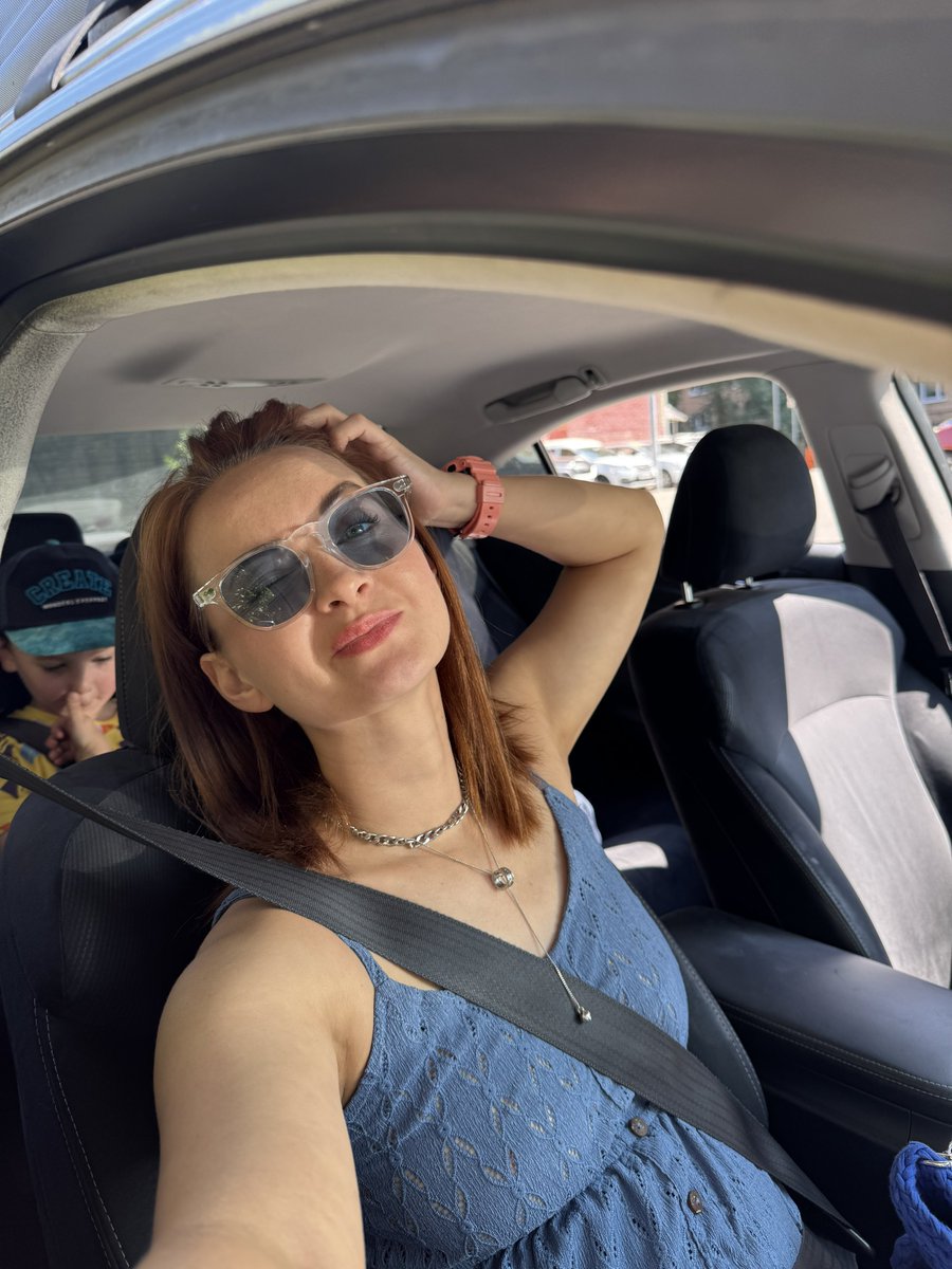jacky_irkart's tweet image. Happy Sunday!A day for the family and real life stuff ♥️