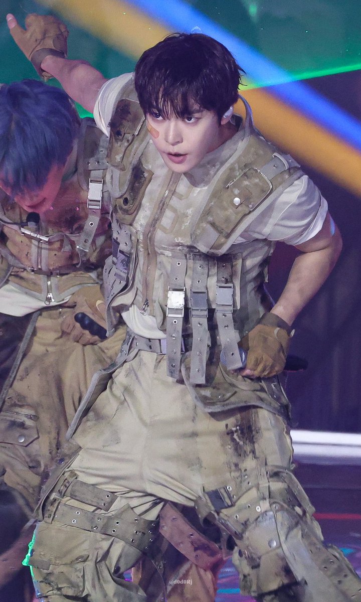 d0d0Rj's tweet image. 250726 썸머 가요대전

#도영 #doyoung #nct127 #nct