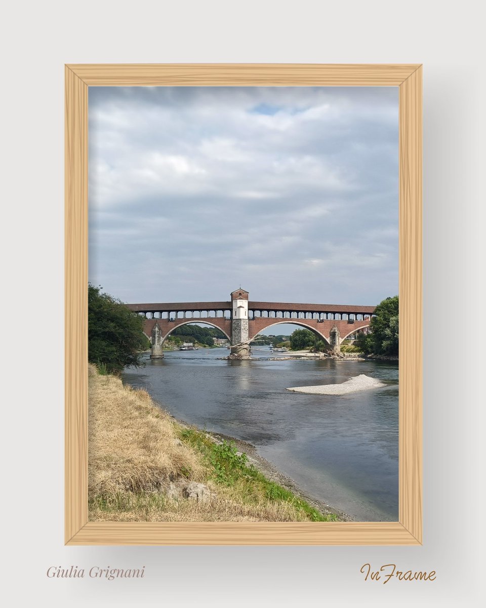 Ponte Coperto 
(Ponte Vecchio)
ricostruito tra il 1949 e il 1951
Fiume Ticino 
Pavia 

Foto personale 📸 

#fotografia #pavia #pontecoperto