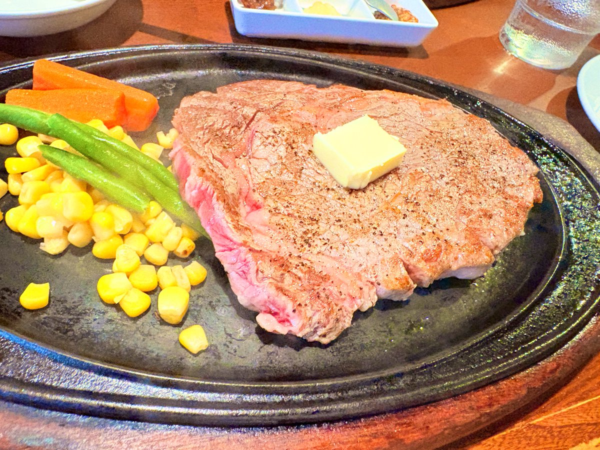 NotAtAllHead's tweet image. 今回の旅の〆とする🍖